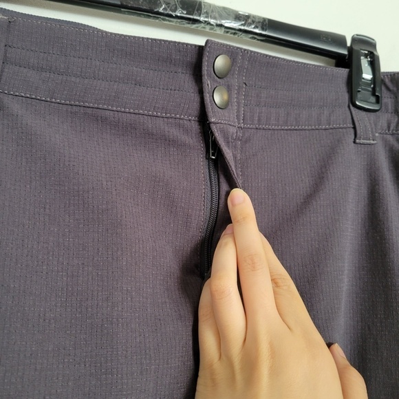Kuhl Zipper Pocket Drawstring Active Strattus Skort Short Skirt Dark Gray Sz 18W - Picture 7 of 16